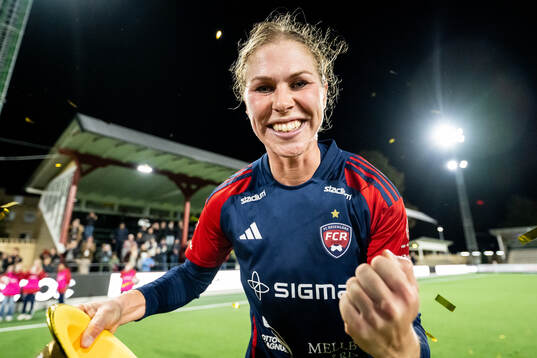 FC Rosengårds Rebecca Knaak jublar