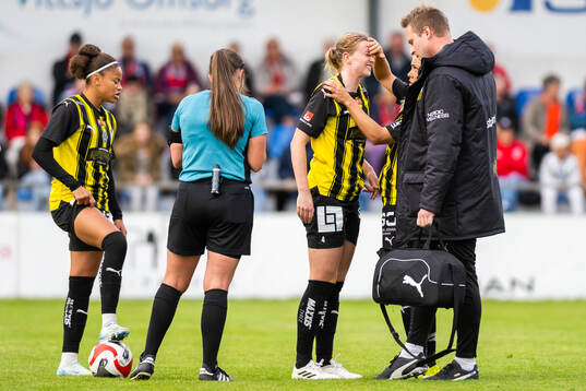 Häckens Emma Östlund får hjälp