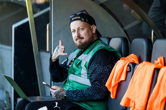 Mjällbys kommunikationsansvarige Jesse James Wahlberg