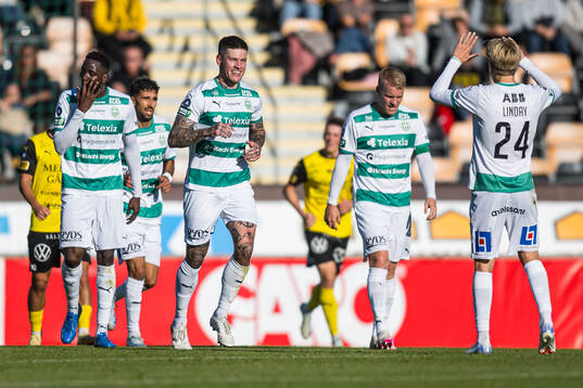 Västerås Isak Jönsson jublar