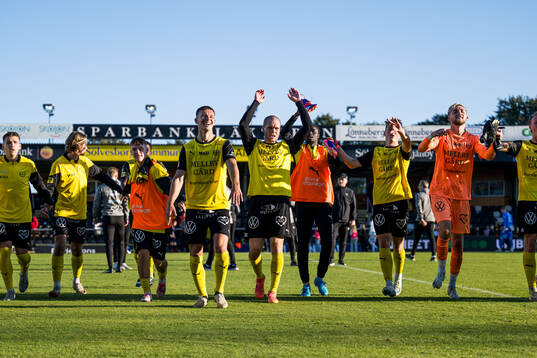 Mjällbys Arvid Brorsson, Jacob Bergström och målvakt