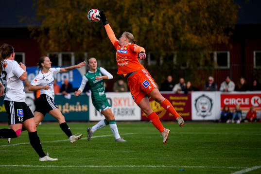 Mallbackens målvakt Alexandra Blom