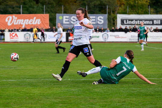 Mallbackens Ebba Rehnberg och Alingsås Tove Lorén
