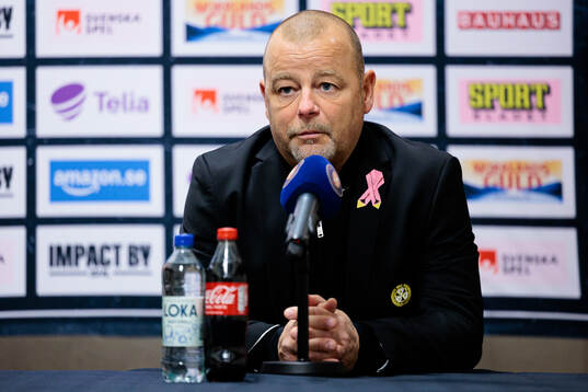 Brynäs tränare Niklas Gällstedt på presskonferens
