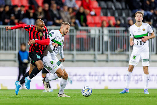 Brommapojkarnas Serge-Junior Martinsson Ngouali och GAIS