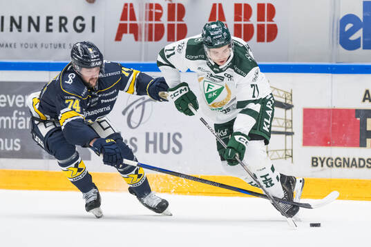 HV71s Sean Day och Färjestads Viktor Lodin