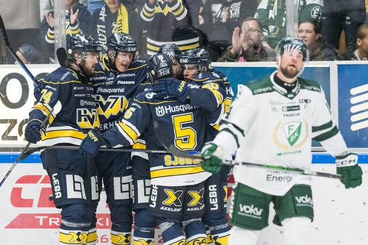 HV71s Tanner Kero jublar