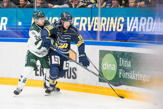 Färjestads Joel Nyström och HV71s Tanner Kero
