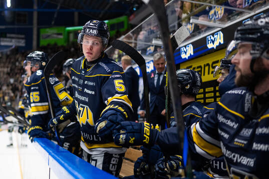HV71s Victor Sjöholm