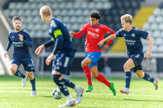 Helsingborgs Milan Silva Rasmussen och Utsiktens Sebastian