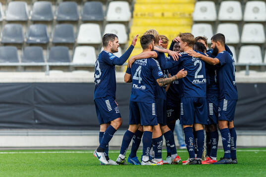 Utsiktens Kalipha Jawla jublar
