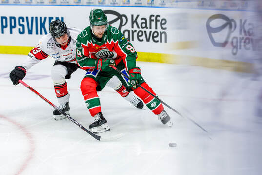 Malmö Redhawks Christoffer Forsberg och Frölundas Linus