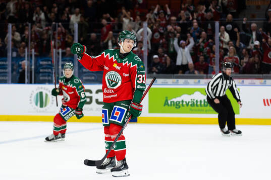 Frölundas Linus Högberg jublar
