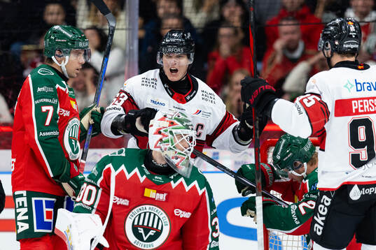 Malmö Redhawks Fredrik Händemark jublar