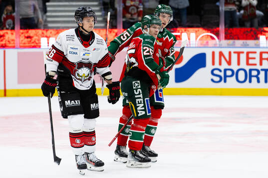 Frölundas Arttu Ruotsalainen jublar ihop med David Edstrom