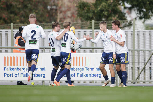 Ängelholms André Gustafson jublar