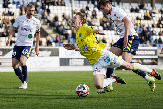 Ängelholms Robin Nilsson och Falkenbergs FFs Melker Nilsson