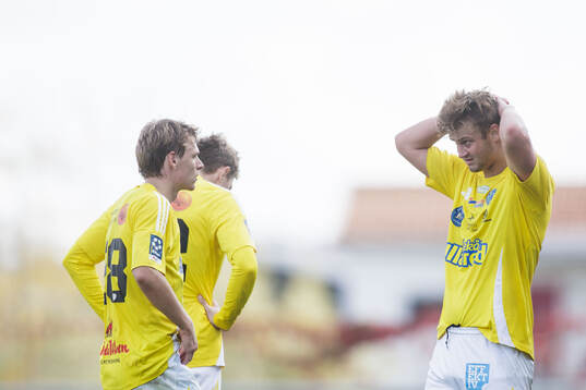 Falkenbergs FFs Noel Hansson deppar