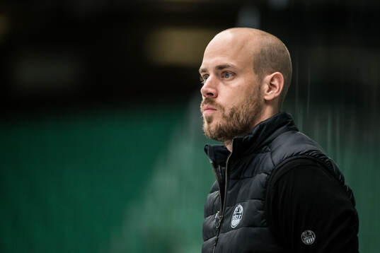Rögles tränare Julius Falkenbäck Bergkvist