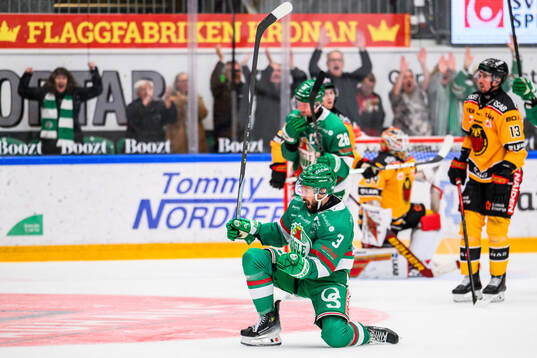 Rögles Michael Kapla jublar