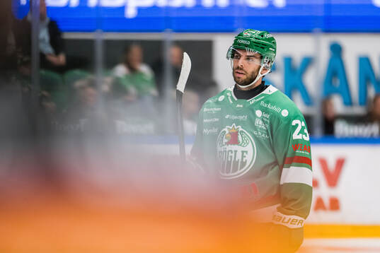 Rögles Josh Dickinson deppar