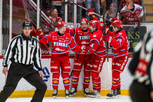 Timrås Sebastian Hartmann jublar