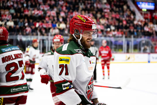 MoDos Ludwig Byström har ont