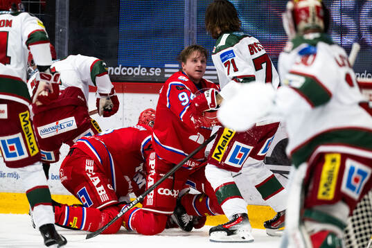 Timrås Sebastian Hartmann och MoDos Ludwig Byström