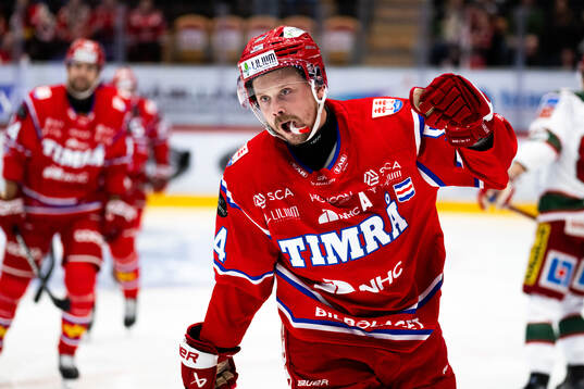 Timrås Jonathan Dahlén jublar