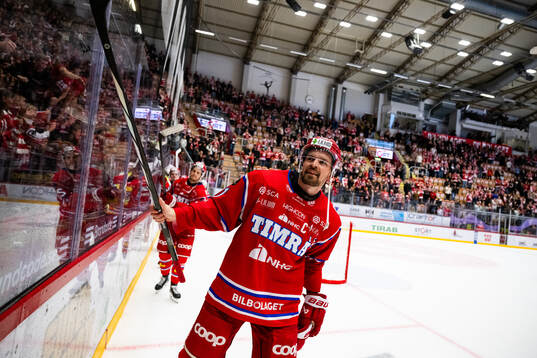 Timrås Anton Lander jublar