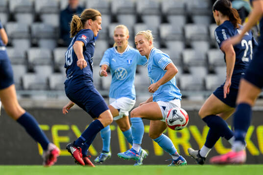 Bläddra bland fler bilder av Fotboll, Elitettan, Eskilstuna United - Malmö FF