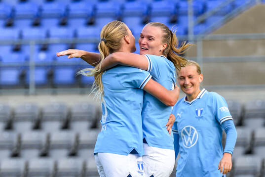 Malmö FFs Lovisa Gustafsson jublar