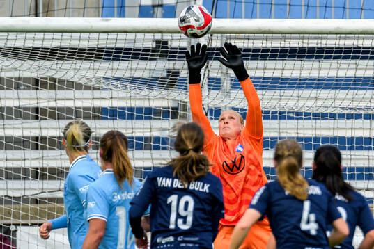 Malmö FFs målvakt Kathrine Østergaard Larsen