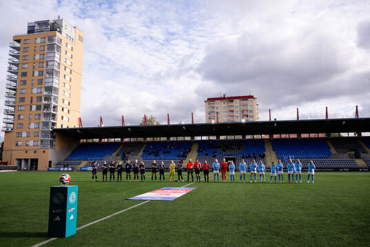 Eskilstuna Uniteds och Malmö FFs lineup