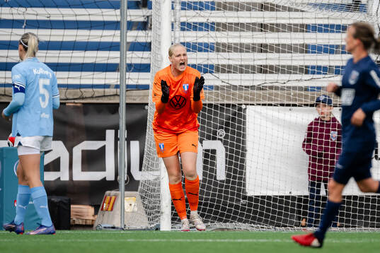 Malmö FFs målvakt Kathrine Østergaard Larsen