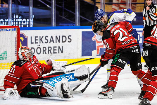 Örebros målvakt Jonas Arntzen, Patrik Puistola och