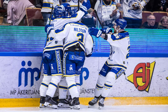 Leksands Peter Cehlarik jublar