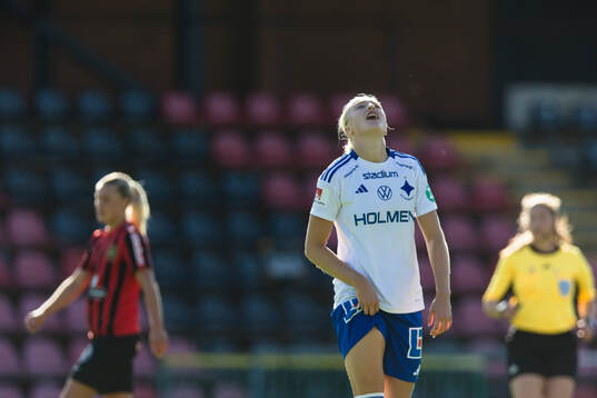 IFK Norrköpings Wilma Leidhammar reagerar
