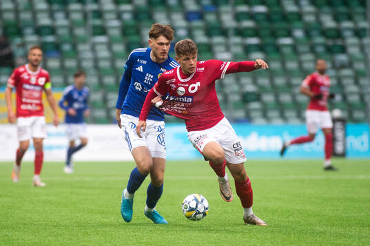 GIF Sundsvalls Ludvig Svanberg och Degerfors Gustav Lindgren