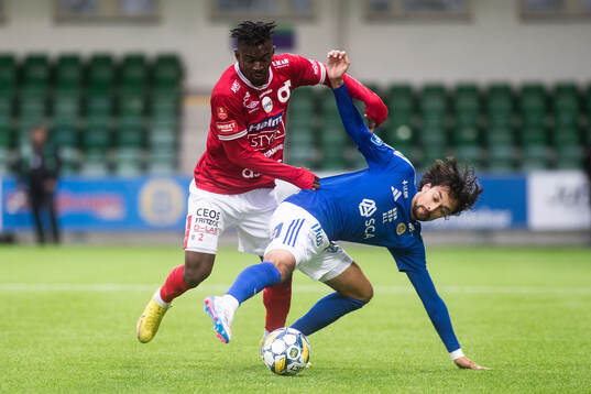 Degerfors Mamadouba Diaby och GIF Sundsvalls Monir Jelassi