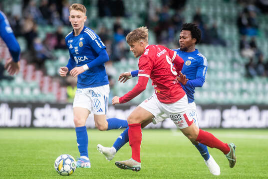 Degerfors Kevin Holmén och GIF Sundsvalls Abdul-Halik Hudu