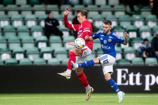 Degerfors Erik Lindell och GIF Sundsvalls Anton Kralj