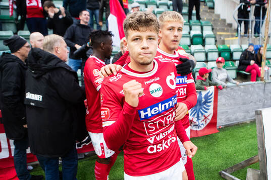Degerfors Gustav Lindgren jublar