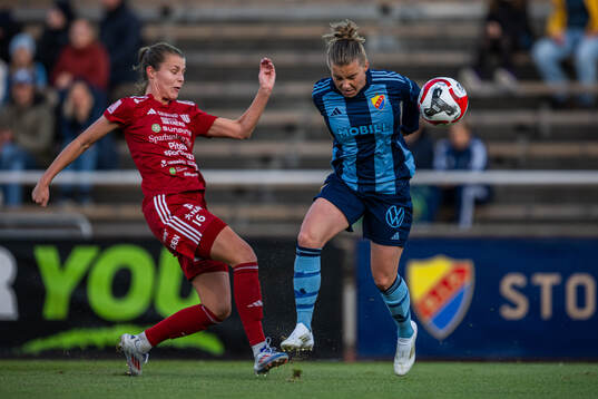 Piteås Maja Green och Djurgårdens Ebba Hed