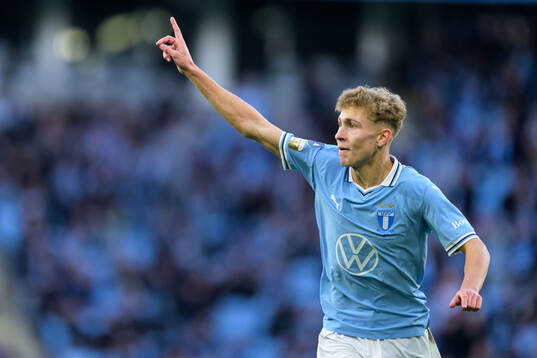 Malmö FFs Hugo Bolin jublar