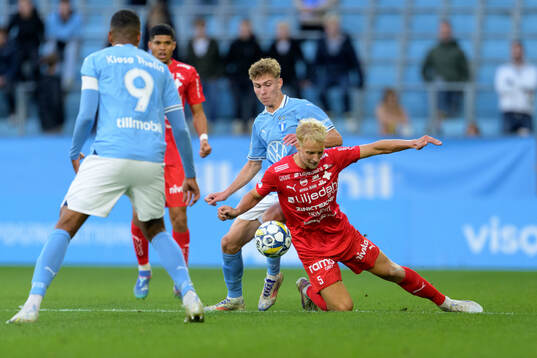 Malmö FFs Hugo Bolin och Värnamos Victor Larsson
