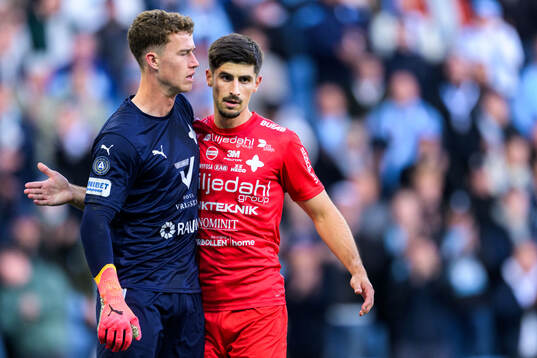 Värnamos målvakt Viktor Andersson och Ajdin Zeljkovic