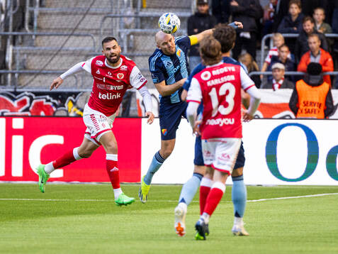 Djurgårdens Marcus Danielson och Kalmars Dino Islamovic