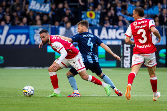 Kalmars Dino Islamovic och Djurgårdens Jacob Larsson