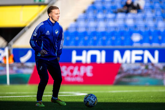 IFK Norrköpings Jacob Ortmark på uppvärmningen